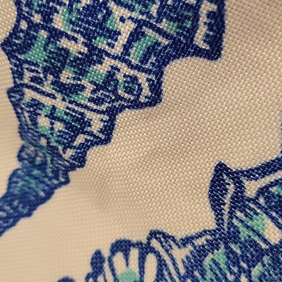 Lilly Pulitzer for Estee Lauder Tote Bag - Picture 9 of 17